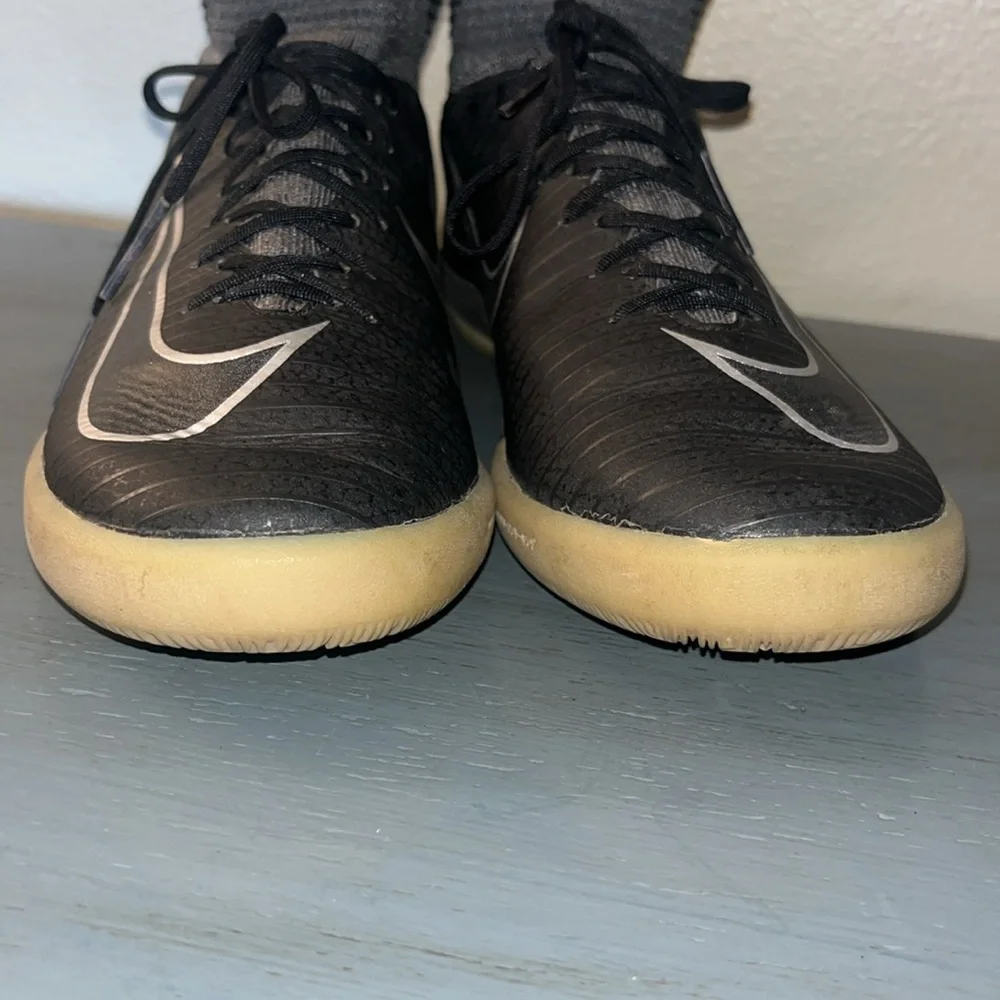 Nike Jr. Mercurial X Proximo ll IC Black/Gray/Pink/Gum High top sz 3.5Y EUC